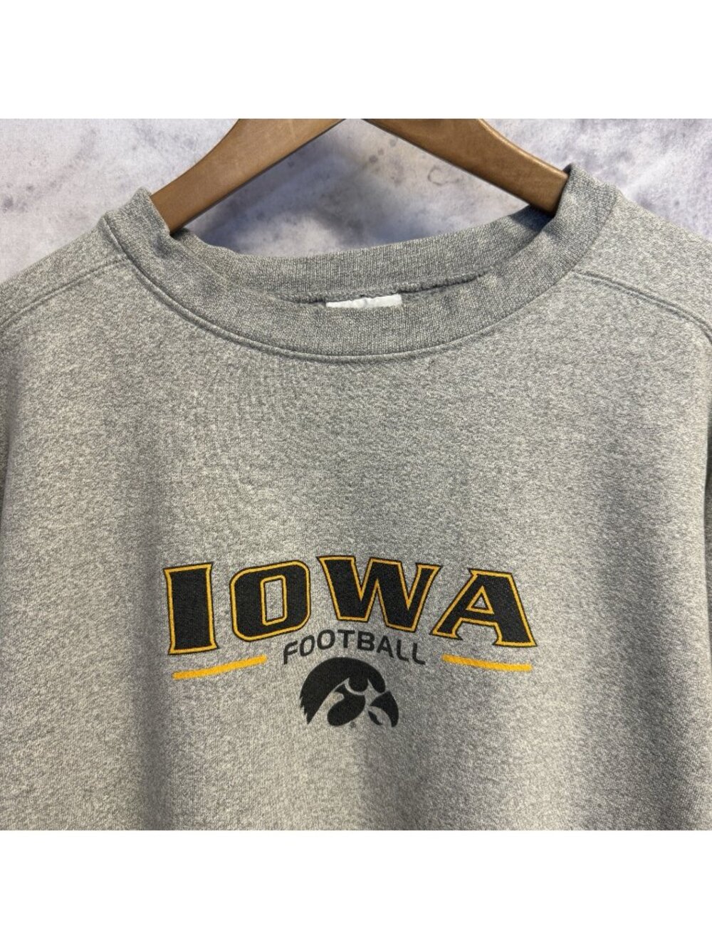 Vintage Mens Iowa Football Logo Sweatshirt Crewneck Large Gray